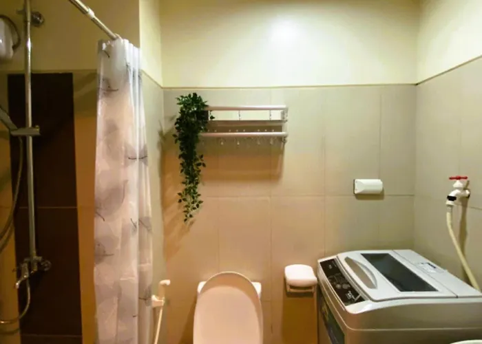 Chateau Staycation Hotel 4*