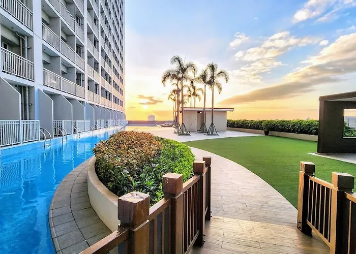 Hotel Chateau Staycation 4*