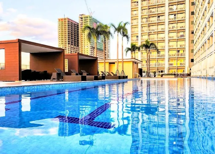 Chateau Staycation Hotel 4*